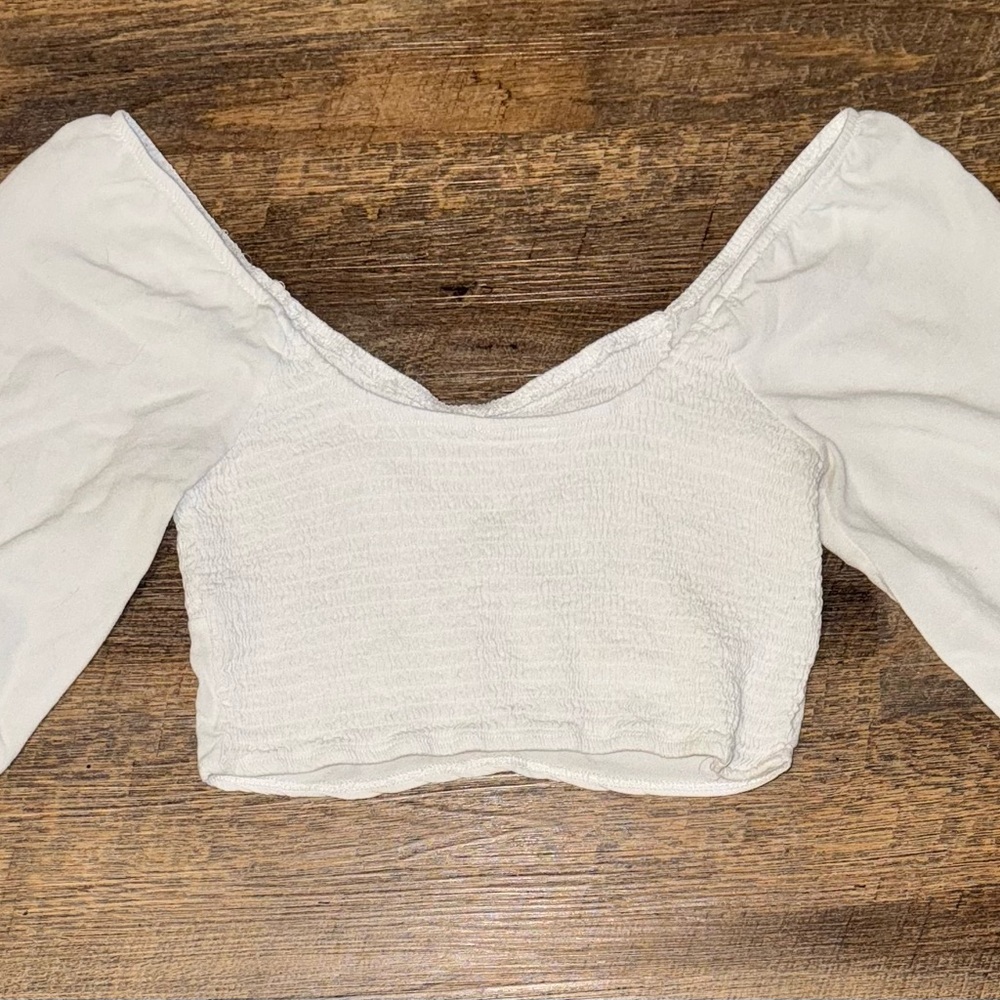 PacSun Crop Blouse with Smocked Backless Design - Picture 4 of 4